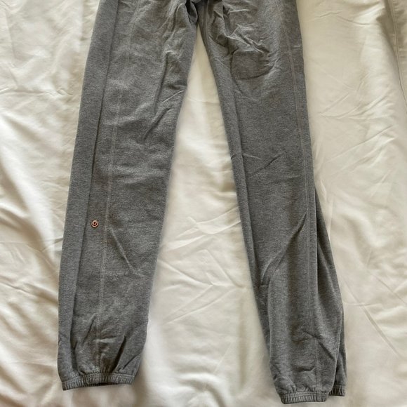 Lululemon High Rise Drawstring Pants with Cinched pant leg - Picture 4 of 4